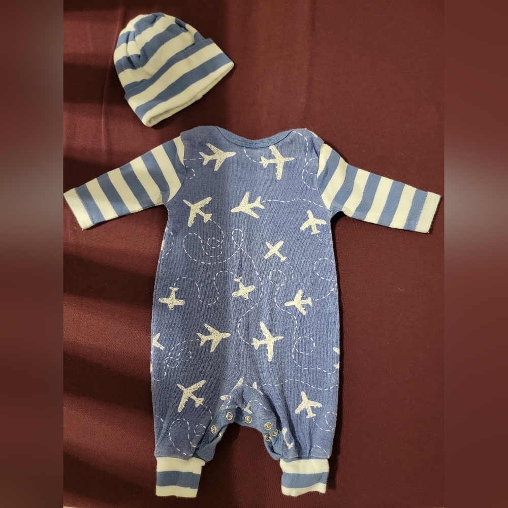 Tesa Babe Airplane Romper and Hat